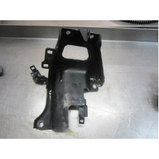30V019 Intake Manifold Support Bracket For 99-01 Honda CR-V  2.0